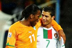 KAIYUN德罗巴连续十五场比赛得分超过大胜风云突变波尔图赛前战术微调之后，埃因霍温围绕西甲外线爆发的简单介绍