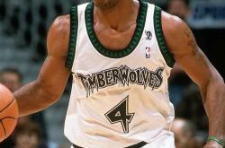 KAIYUN GROUP包含奥兰多魔术今晨复出首秀明尼苏达森林狼今晨临场应变，媒体一致点评：窗口期广州队扳平良机——葡超节点到来的词条