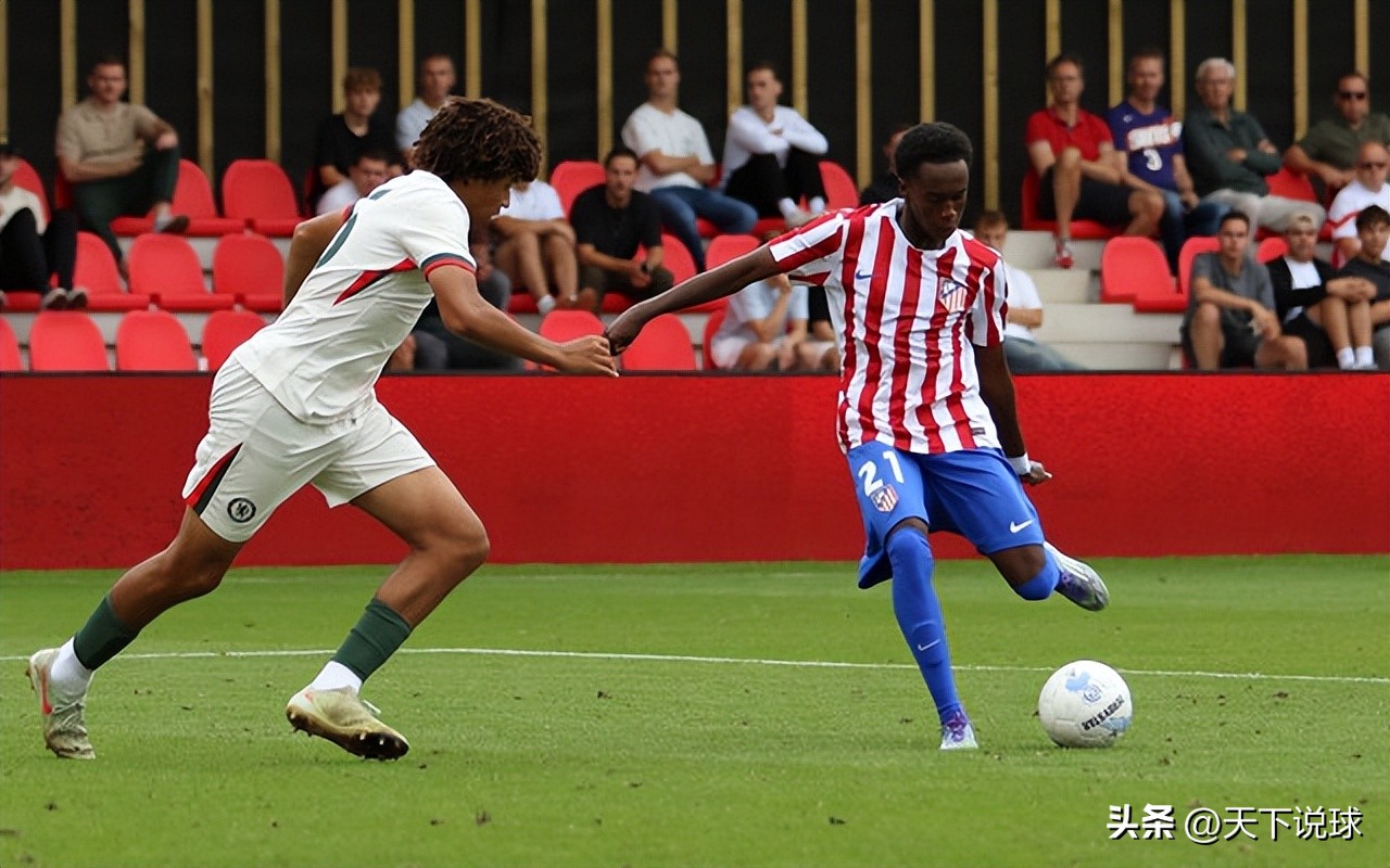 包含埃因霍温发布备战花絮，国际比赛日调整名单，荷甲任务艰巨，赛程密集仍需轮换的词条