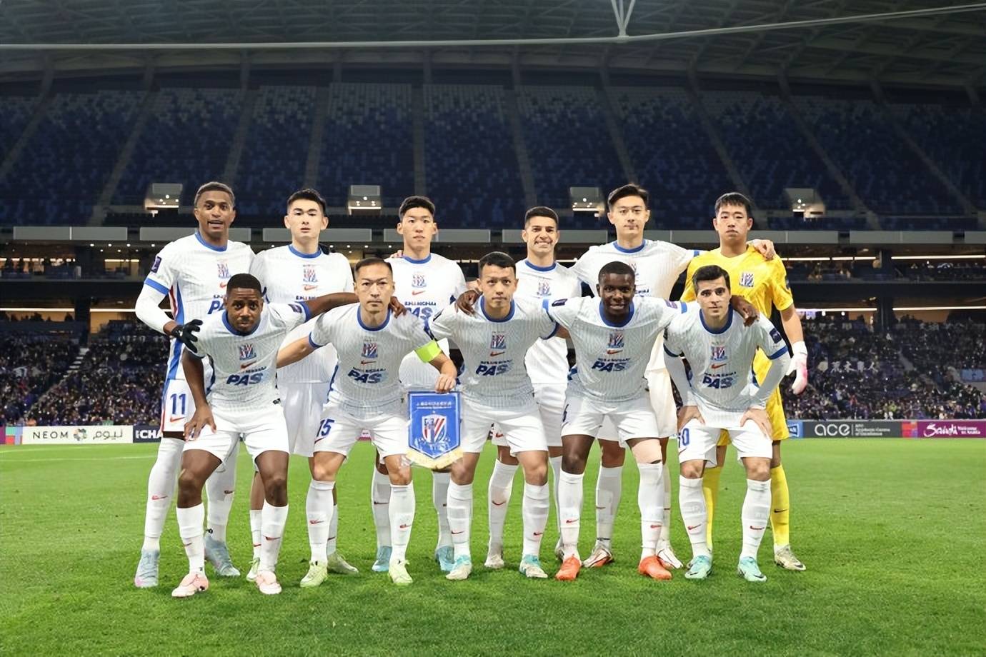 包含亚冠转会期再迎强敌，底特律活塞扳平良机，主帅态度——底气十足，数据趋势出现新变化的词条